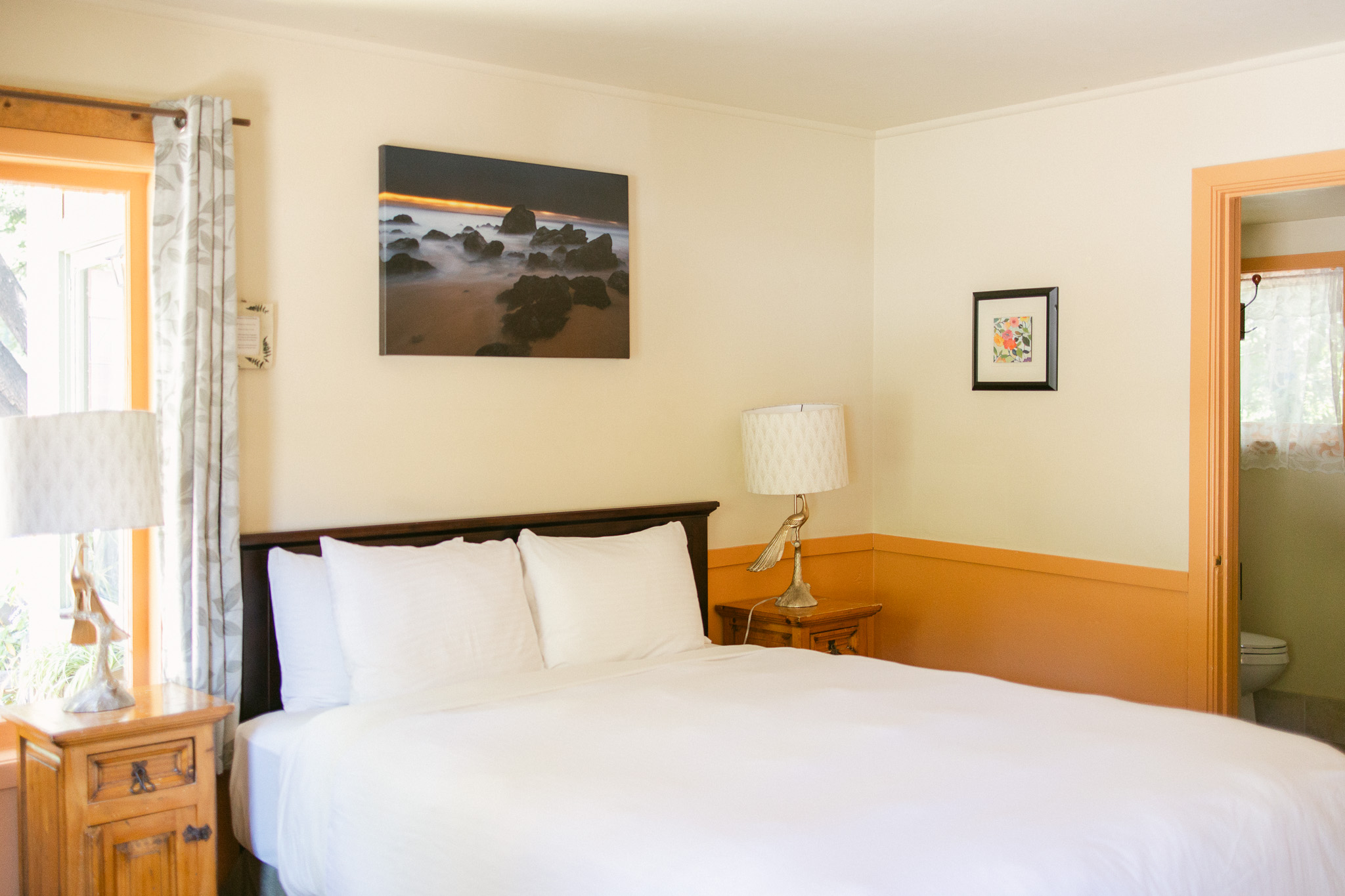 ROOM L BED